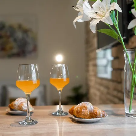 Luxe Mr.m 2 * Пула